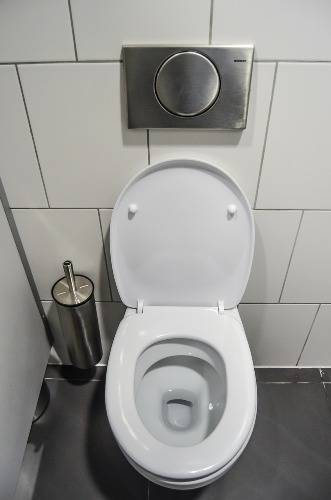 is-toilet-water-clean
