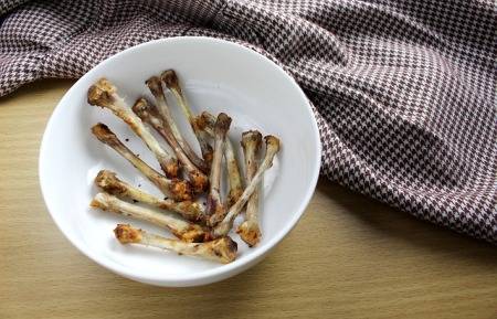 can-you-put-chicken-bones-in-the-garbage-disposal
