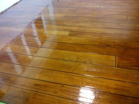 can-you-put-epoxy-on-hardwood-floors
